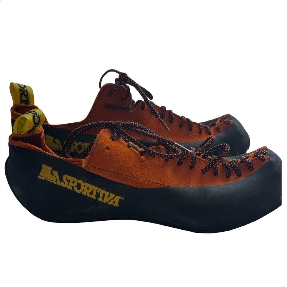 la sportiva climbing shoes Size 10.5 mens